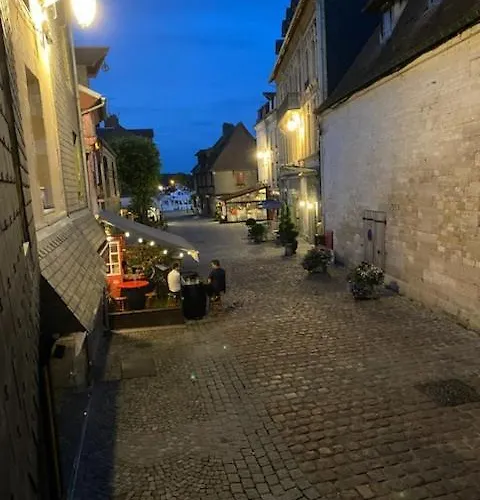 L'appart De Vic Apartament